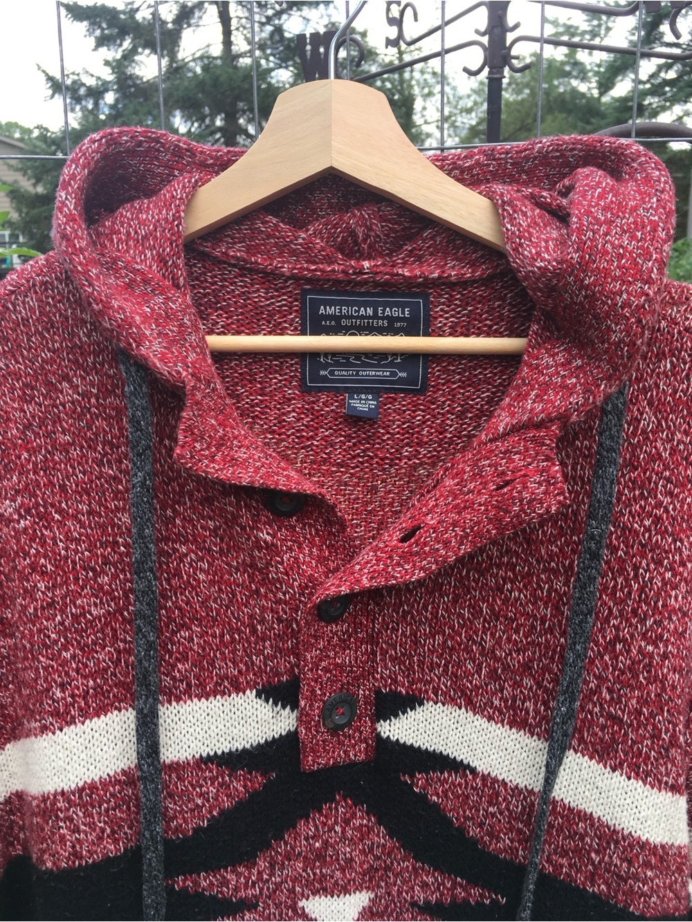 American Eagle Outfitters Maroon Black and Cream Patterned Zip-Up Hooded Sweater - Picture 2 of 4